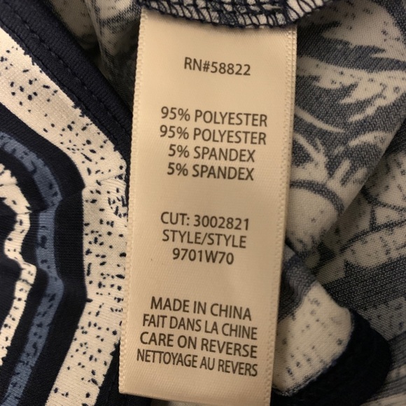 Max Studio Women'sPrinted Matte Blouse - Picture 6 of 7